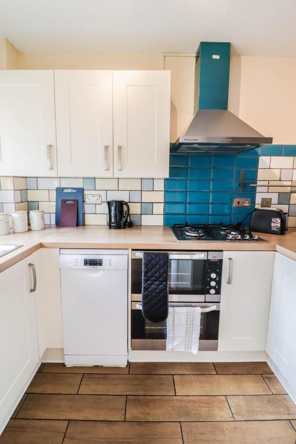 Spacious 1 Bed Flat-Free Parking Χίλινγκτον Εξωτερικό φωτογραφία