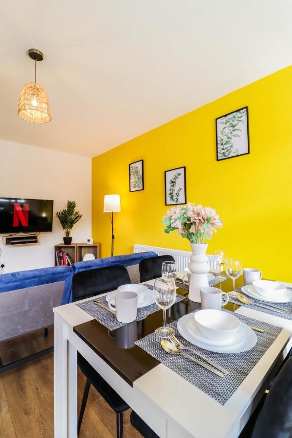 Spacious 1 Bed Flat-Free Parking Χίλινγκτον Εξωτερικό φωτογραφία